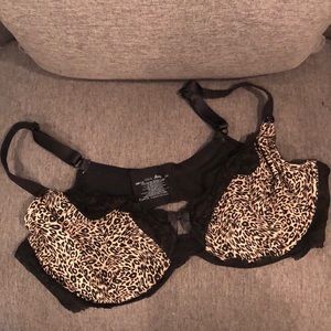 Olga Flirty Bra- Lace unlined leopard print SZ 42D